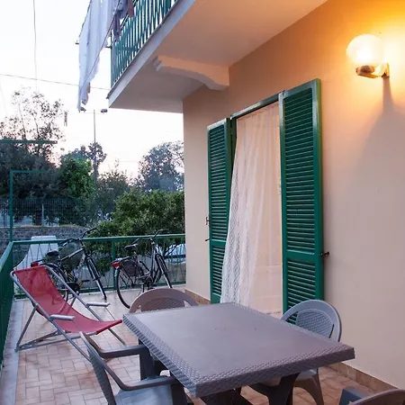 Happy House Ischia